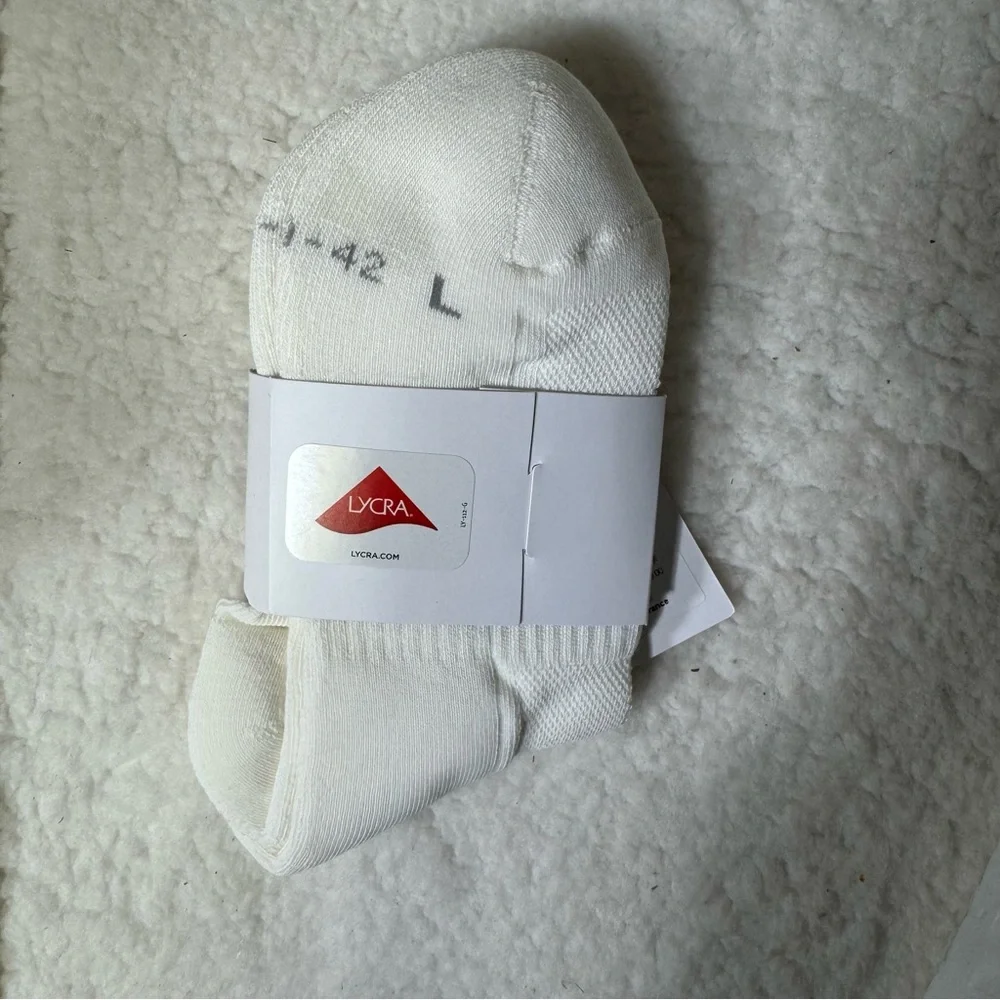 JELENEW‎ Cotton Training Socks White Women’s M Cycling Athletic NWT